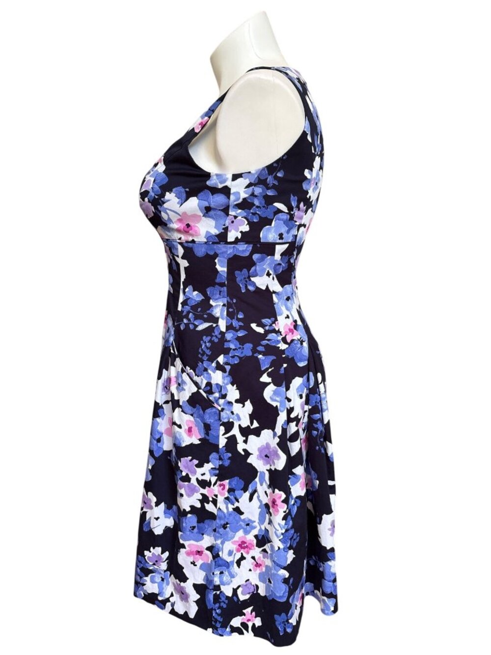 Lauren Ralph Lauren Women's Navy Floral Fit & Flare Dress, Sleeveless Size 12 - Picture 8 of 12